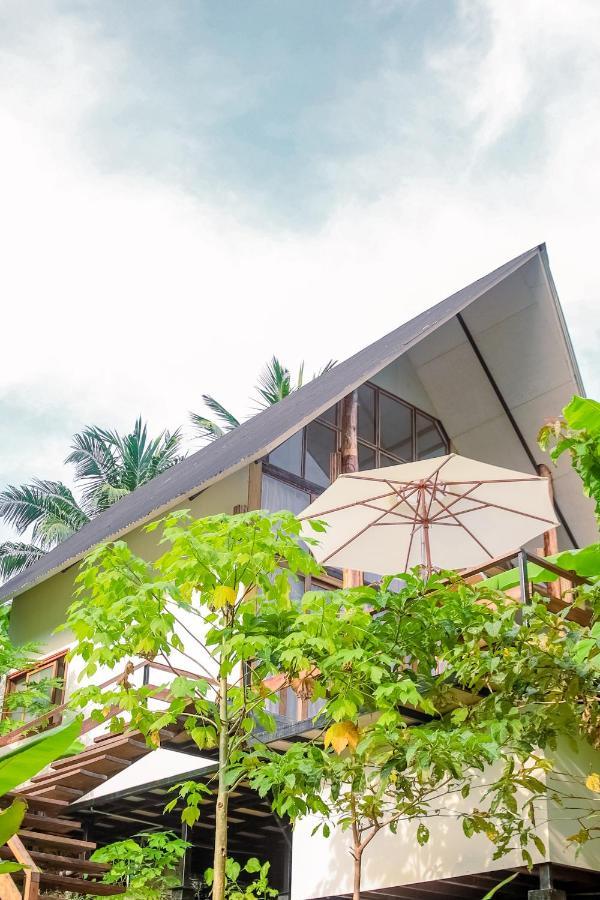 Satya Boutique Resort & Spa Vijay Nagar Beach Экстерьер фото